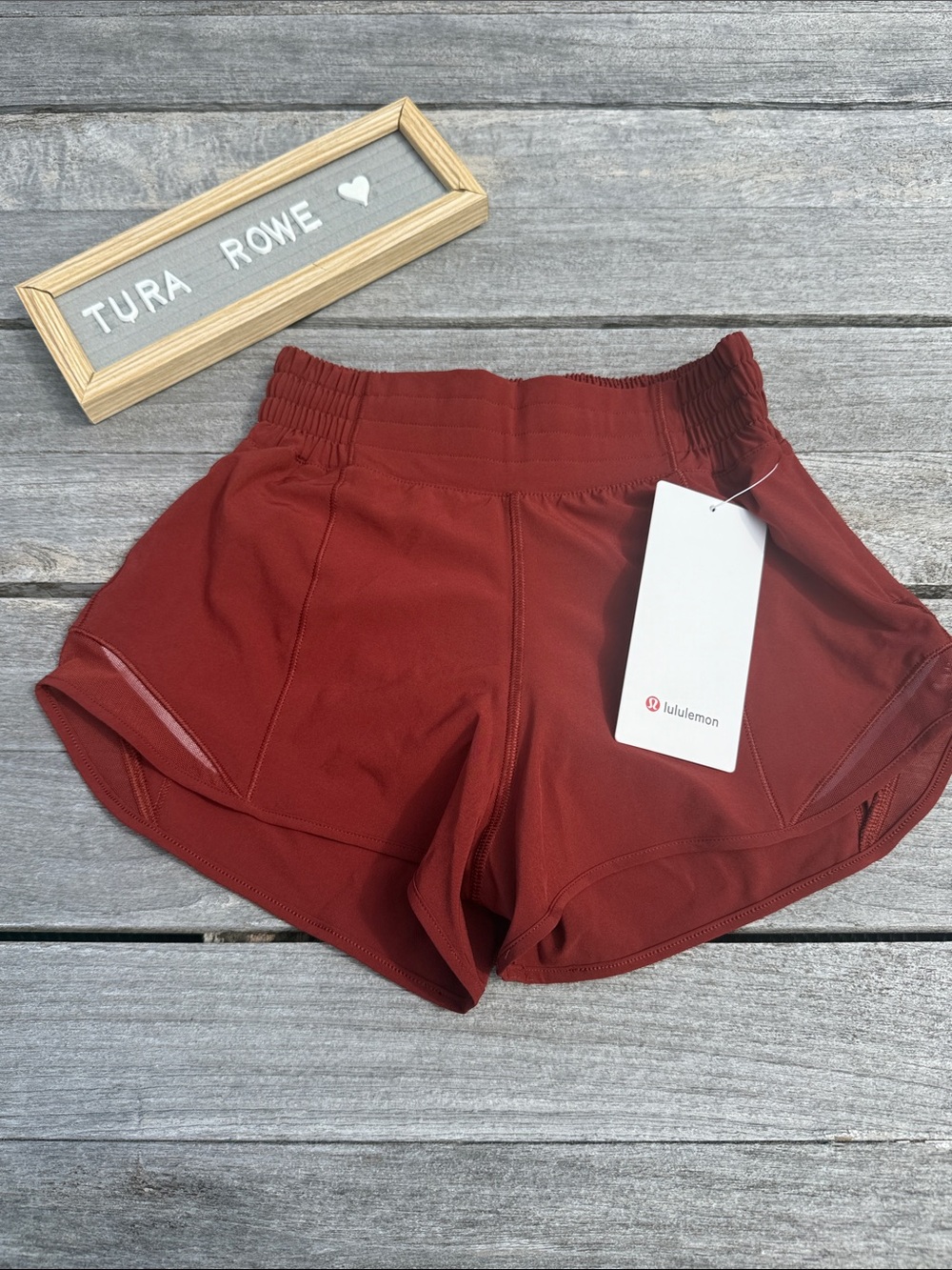 Lululemon Hotty Hot High Rise Lined Short 2.5" Cranberry Charm Size 4 NWT